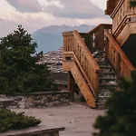 Lecrans Hotel