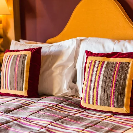 Hotel Lecrans 5*