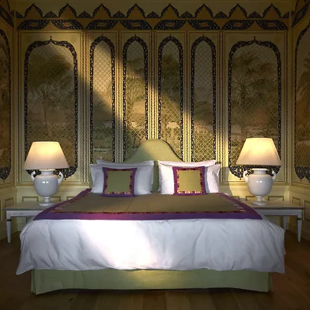 Hotel Lecrans 5*