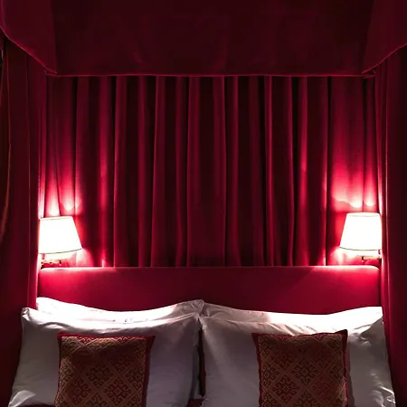 Otel Lecrans 5*