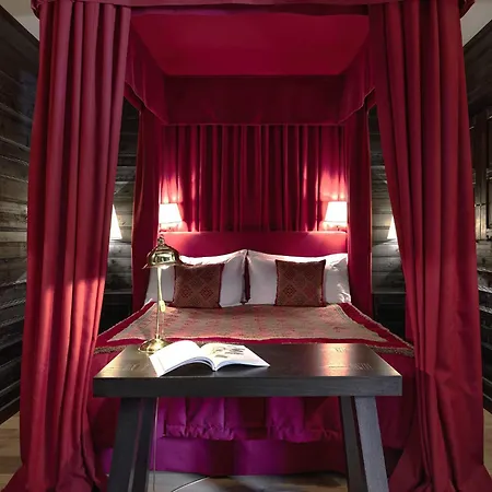 Lecrans Hotel